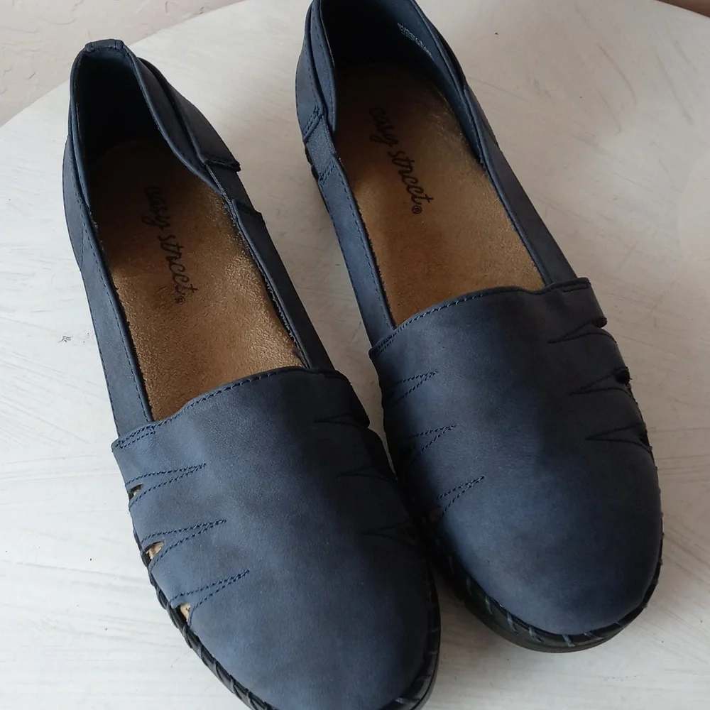Easy Street Women Shoes